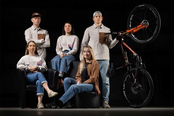 Lapierre Racing Unity: un equipo renovado con Anton Cooper y Chiara Teocchi liderando la formación
