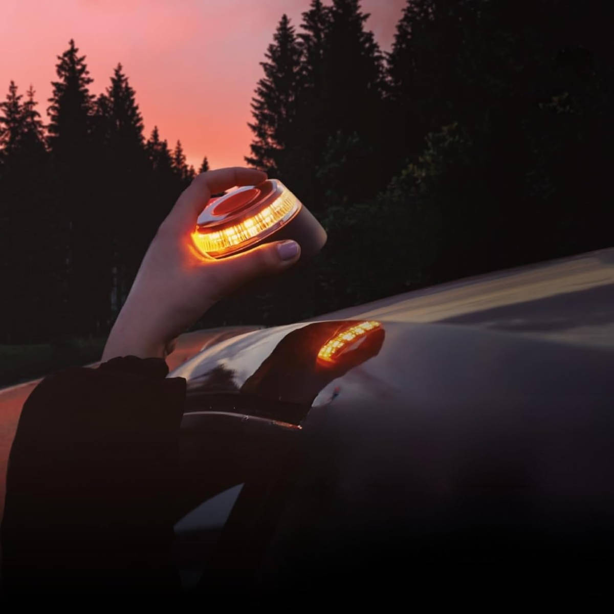 Luz de Emergencia V16. Imagen: Magic Select