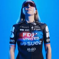 Gobik presenta el maillot 2026 de FDJ United SUEZ tras su debut en el Tour de France Femmes 2025