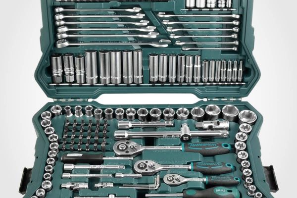Mannesmann M98430: el maletín de herramientas que arrasa en ventas (sin oferta) durante el Black Friday