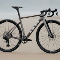 MMR Bikes (r)evoluciona su gama de carretera y gravel con los nuevos grupos electrónicos de SRAM