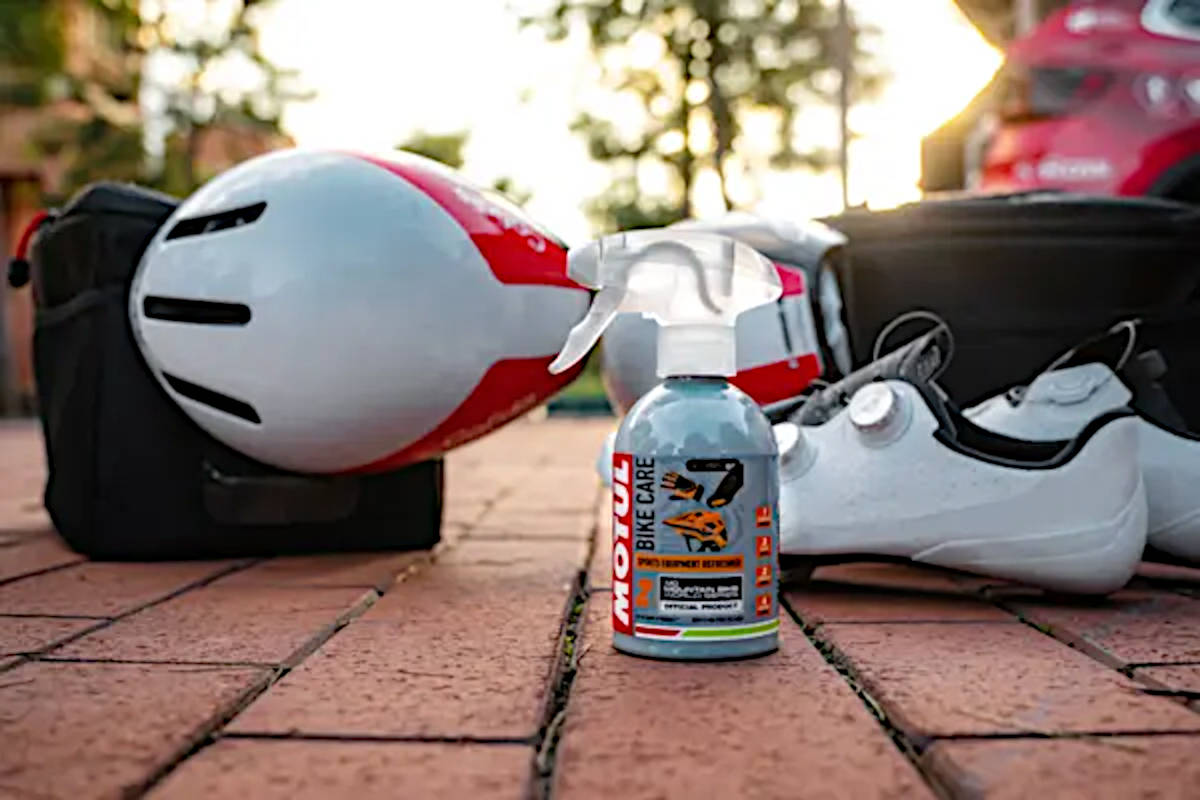 Motul Sports Equipment Refresher. Imagen: Motul