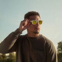 Meta y Oakley lanzan sus gafas inteligentes deportivas en España: precio, modelos y características