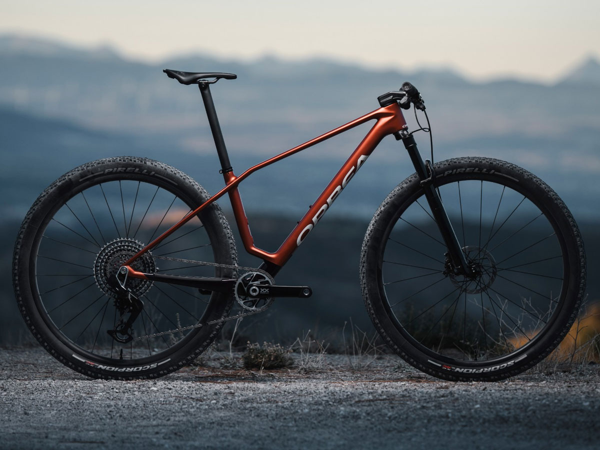 Orbea Alma 2025: una rígida de XC con tecnología X-Fader que prometer llevar la eficiencia y comodidad a otro nivel