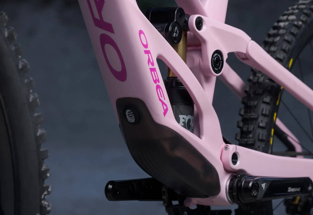 Orbea Rallon R7 DH. Imagen: Orbea