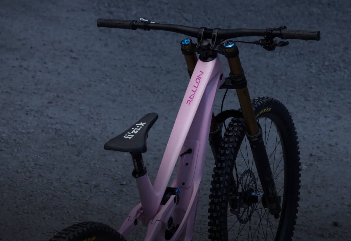 Orbea Rallon R7 DH. Imagen: Orbea