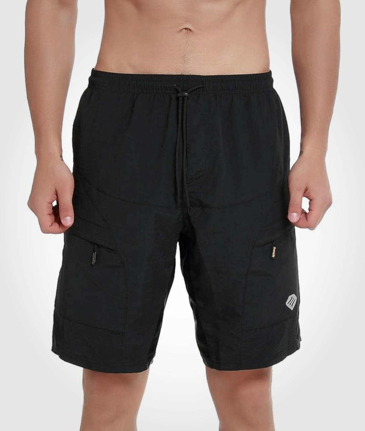 Pantalón corto con culotte interno. Imagen: Santic