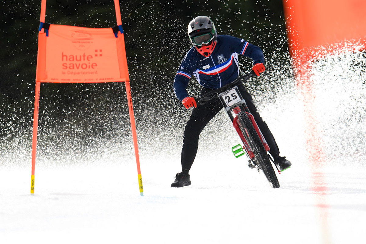 Campeonato del Mundo de Snow Bike. Imagen: UCI