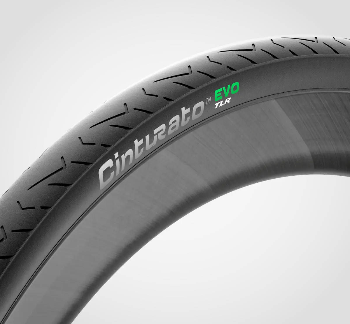 Pirelli Cinturato EVO TLR: un neumático todoterreno que redefine el ciclismo de carretera (y gravel)