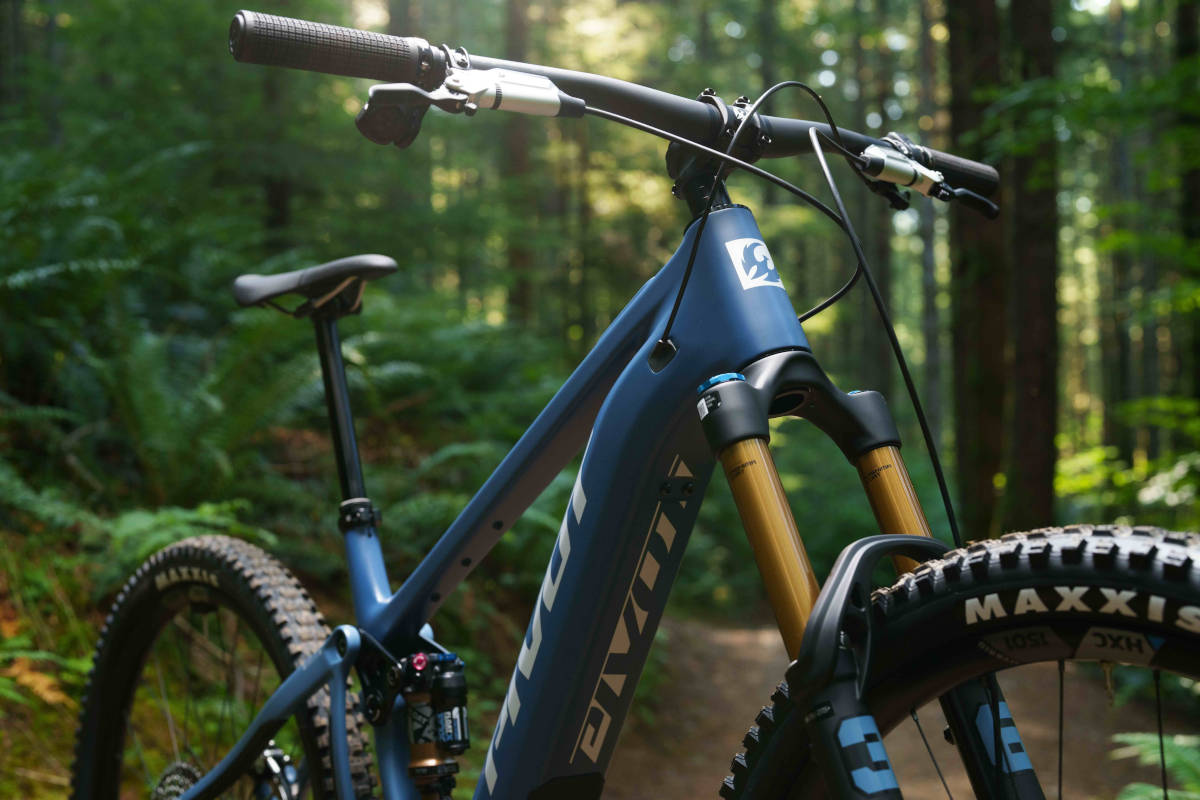 Pivot Shuttle AM 2025. Imagen: Pivot Cycles