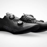 Equipamiento ciclista: ¿es necesario gastarse 500 euros en unas zapatillas o solo es postureo?