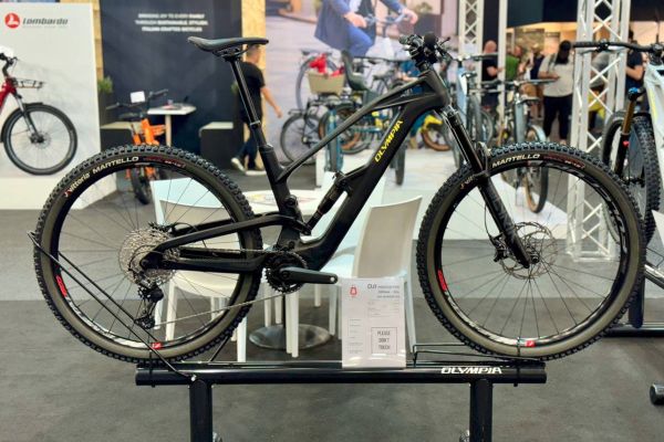 Olympia da la sorpresa en Eurobike con la primera e-MTB italiana equipada con motor DJI