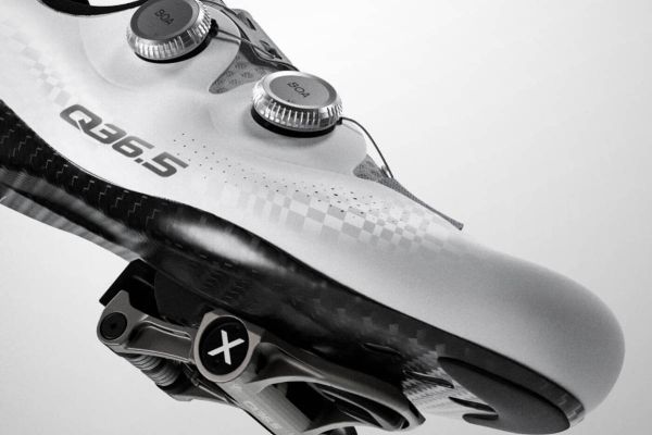 Q36.5 y SRM estrenan un sistema zapatilla-pedal para maximizar la eficiencia del pedaleo