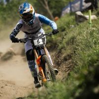 Clasificaciones de la Copa del Mundo de Loudenvielle 2025: Hemstreet y Goldstone dominan la pista de Descenso