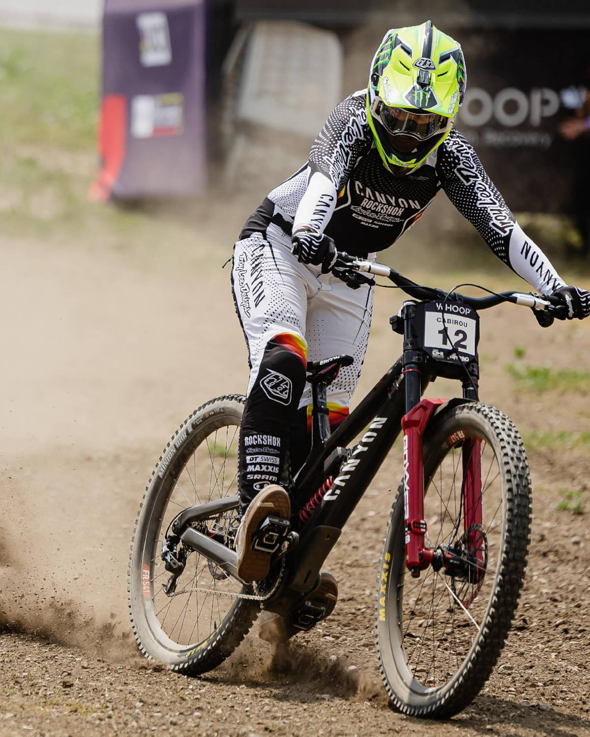 Marine Cabirou. Imagen: WHOOP UCI Mountain Bike World Series