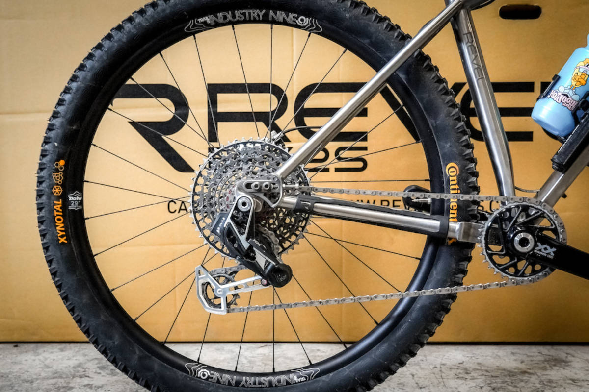 Rueda de Industry Nine. Imagen: Revel Bikes
