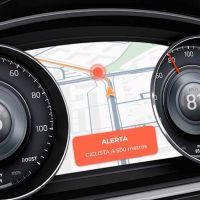 Seguridad ciclista reforzada: acuerdo entre la RFEC y Beloo para impulsar la protección en carretera