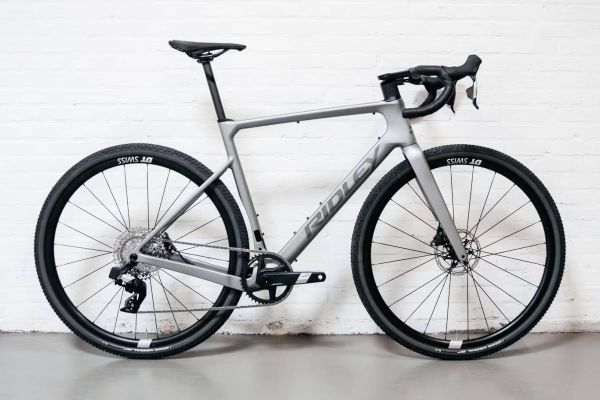 Ridley ASTR GRX600 2x12: una bicicleta de gravel que equilibra aerodinámica y resistencia