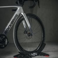 Rockbros Bike Stand: el soporte de suelo que asegura la bicicleta con estabilidad y estilo
