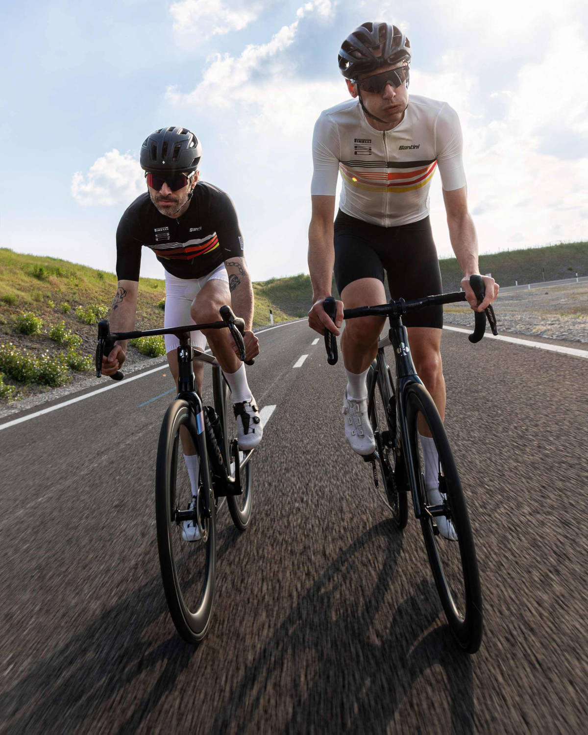Santini x Pirelli Sport Club 2025. Imagen: Santini Cycling