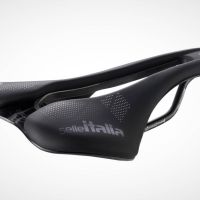 Selle Italia SLR TM Superflow: un sillín icónico para carretera y gravel con un precio difícil de superar