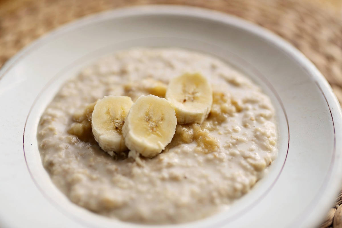Avena y plátano, fuente de energía para ciclistas. Imagen: Conger Design / Pixabay