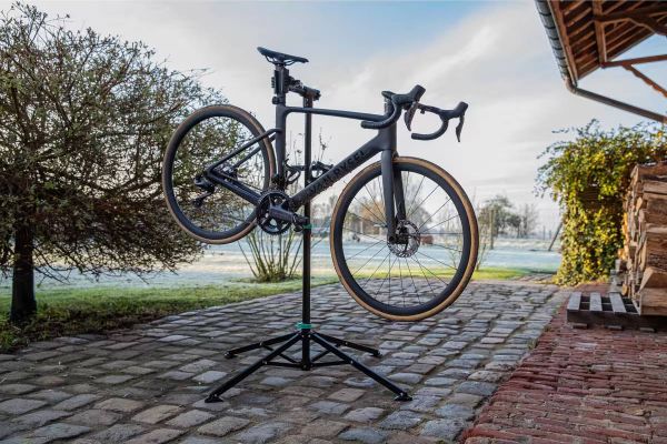 Decathlon rebaja el soporte de taller Easywork III: funcionalidad y estabilidad por menos de 30 euros