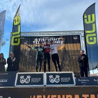 David Valero revalida su dominio al sprint e Irina Luetzelschwab se estrena en La Leyenda de Tartessos by Alé 2025