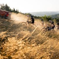 Thomas Genon protagoniza Paradigm: tres estilos, un mismo espíritu sobre la bicicleta