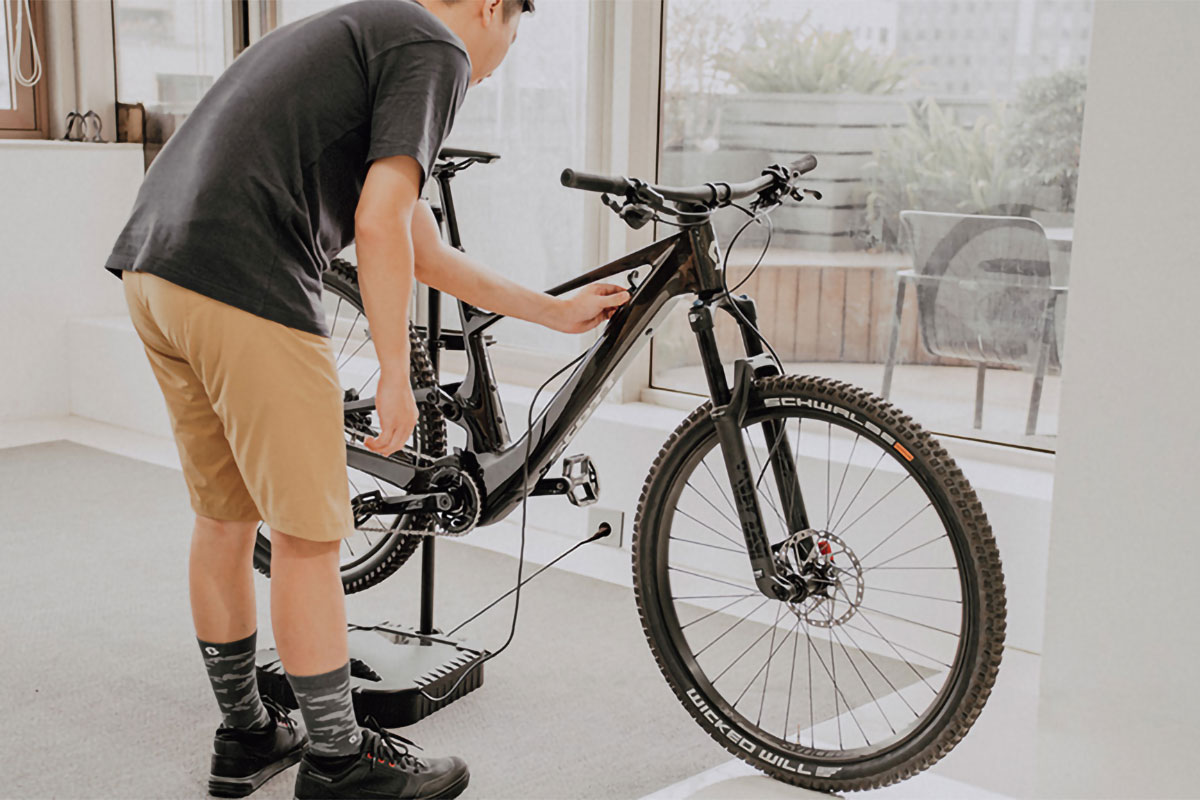 Topeak Tune-Up Station: la solución ideal para almacenar, cargar y hacer el mantenimiento de la bicicleta