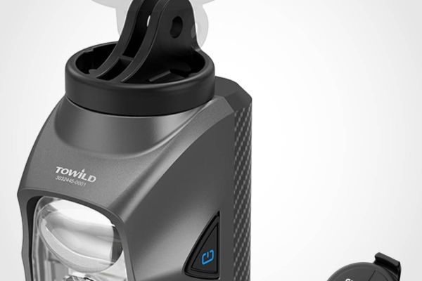 Towild DL1700: una luz delantera compacta de 1700 lúmenes pensada para ciclistas exigentes