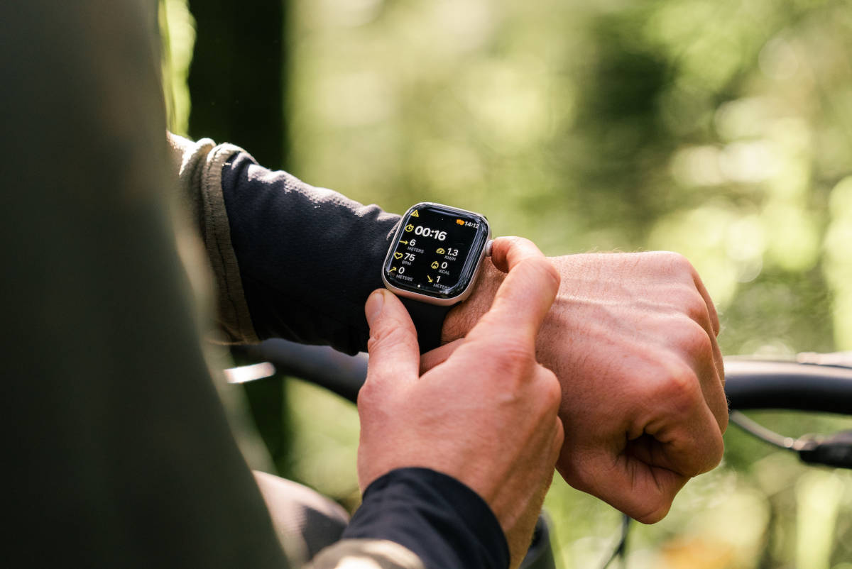 Apple Watch con aplicación en marcha. Imagen: Trailforks