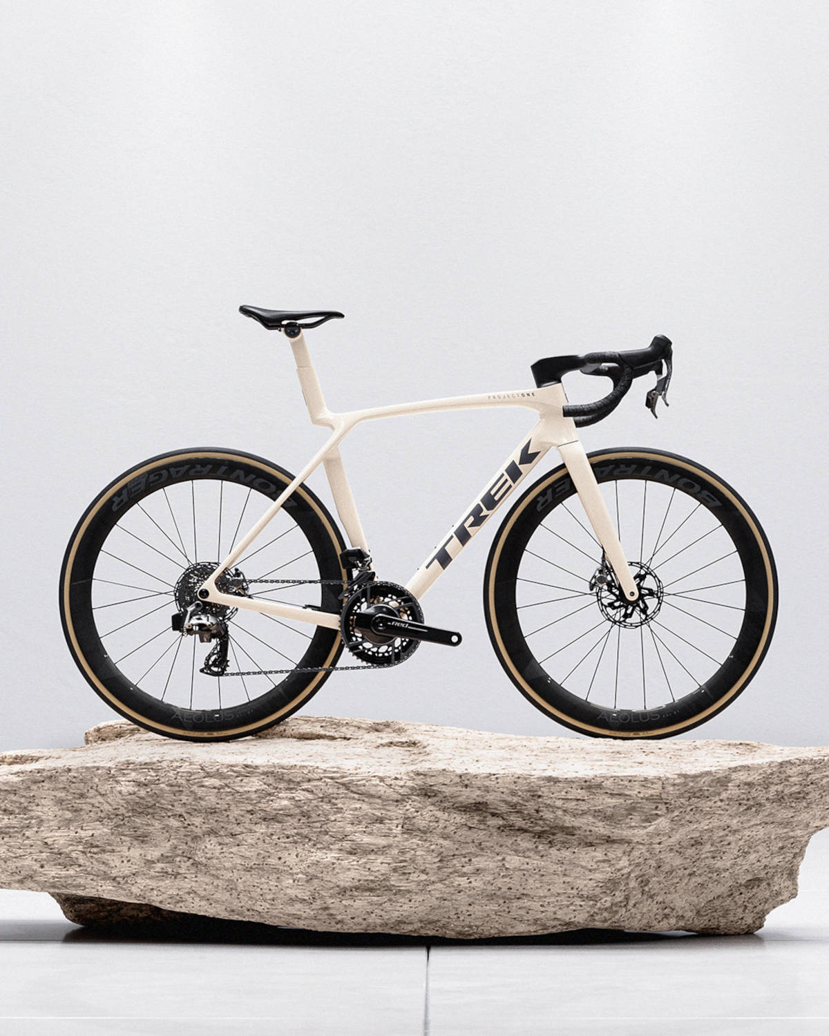 Pintura Project One Signature EnvironOxide Moondust. Imagen: Trek Bikes