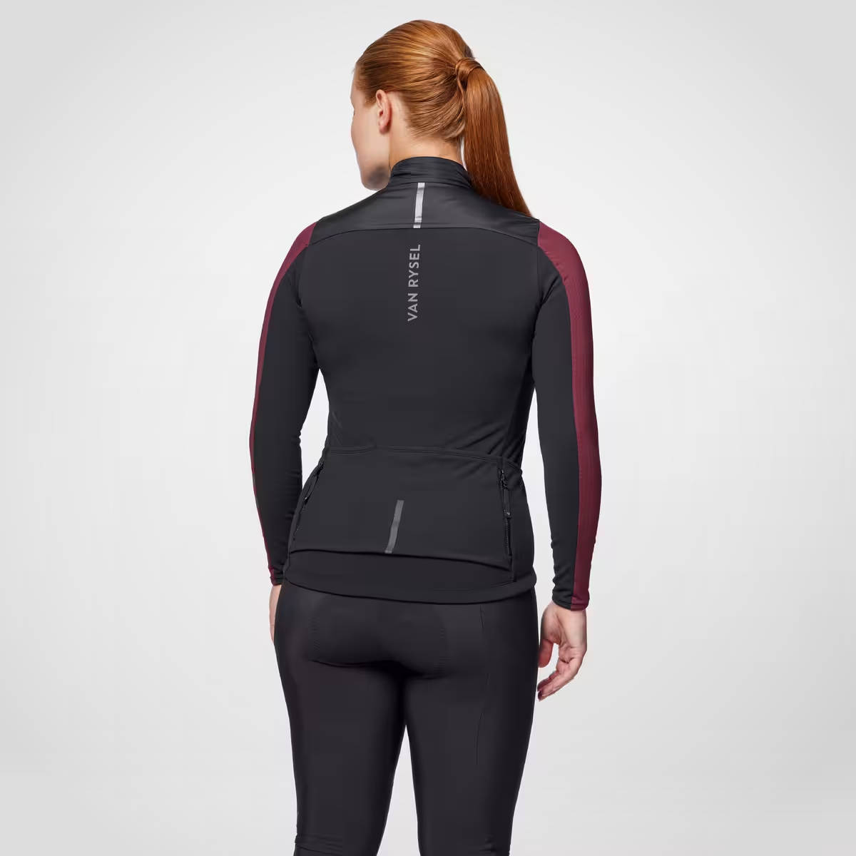Van Rysel LS Jersey Endurance Shield. Imagen: Decathlon