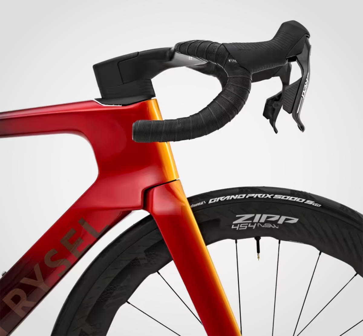 Van Rysel RCR-F Pro Inferno. Imagen: Decathlon