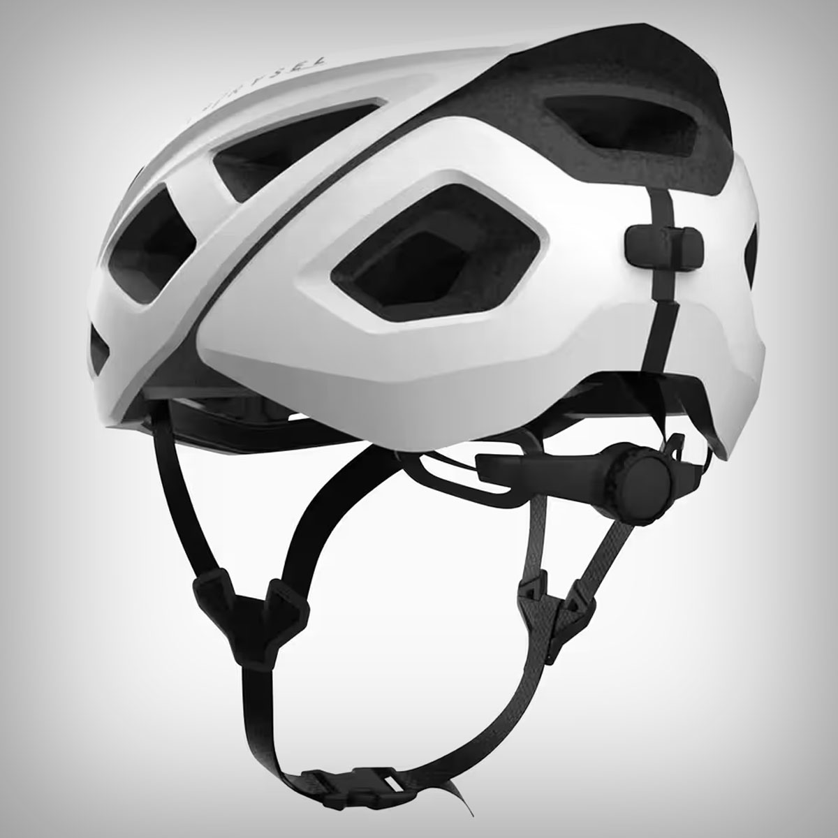 Por menos de 50 euros, el Van Rysel Road R 500 es un casco de carretera sin competencia en el mercado