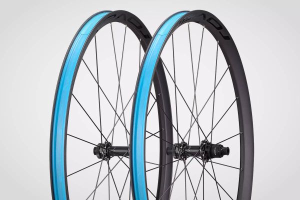 ¿Por qué aligerar las ruedas de la bicicleta es la inversión más inteligente para cualquier ciclista?