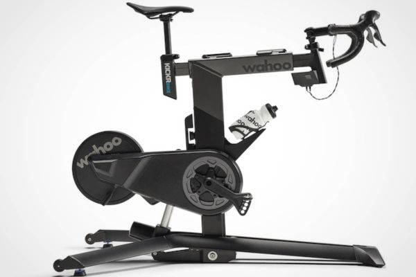 Wahoo Kickr Bike Pro: simulación real de pendientes y máxima conectividad para entrenamientos indoor