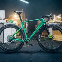 Wilier Rave SLR ID2: una nueva bestia del gravel racing con diseño noventero
