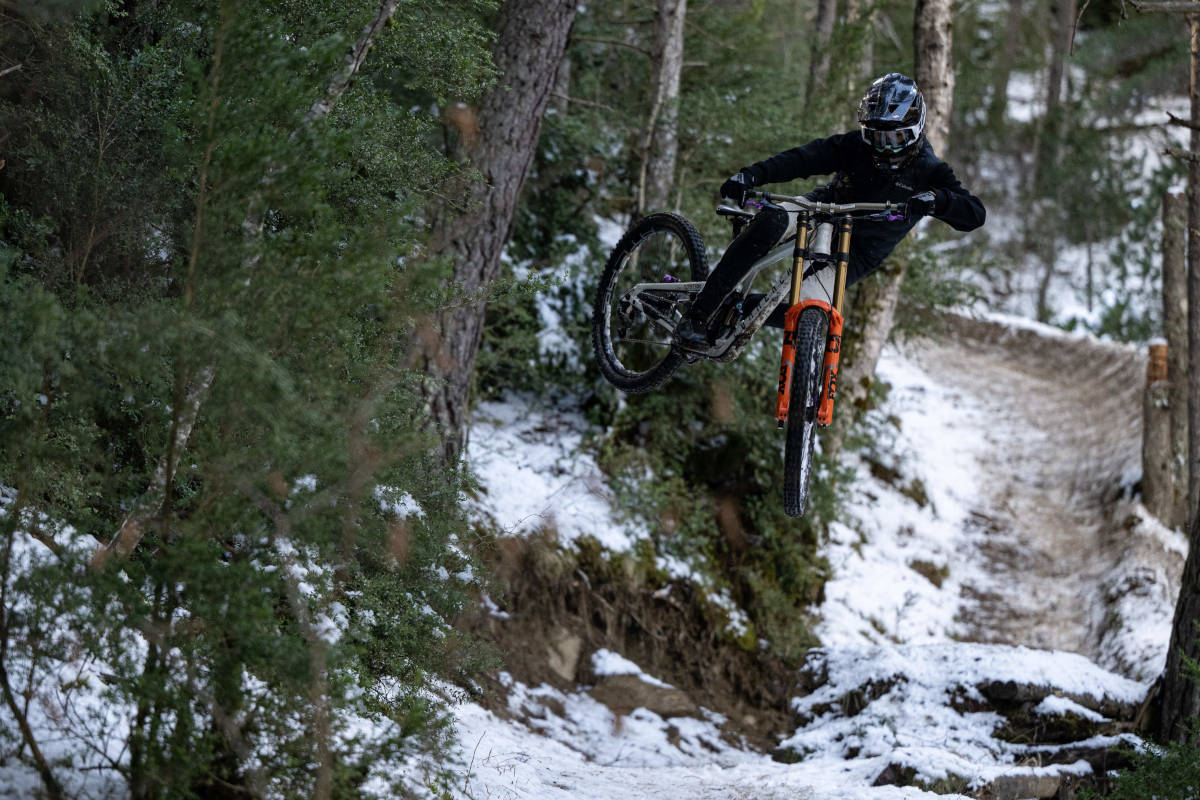 Bike Park de Pal Arinsal. Imagen: @Nicolas Brizin_Commencal_Rider_Sacha Brizin