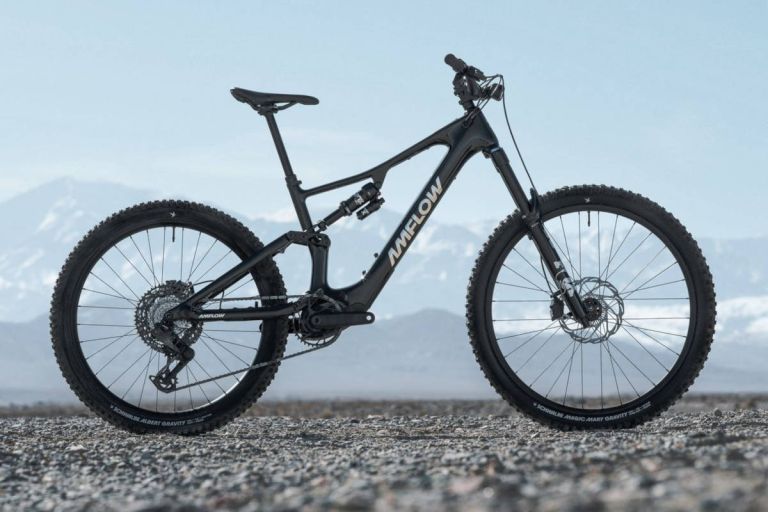 Amflow rompe el guion de las e-MTB con sus nuevas PX y PR con motores Avinox M2S y M2