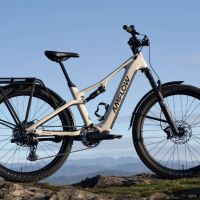 Amflow entra en una nueva categoría con la TL Carbon: hasta 1.280 Wh de batería y capacidad para cargar 200 kg