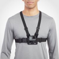 Este arnés de pecho de Amazon Basics convierte una GoPro en una cámara de acción para MTB por menos de 10 euros