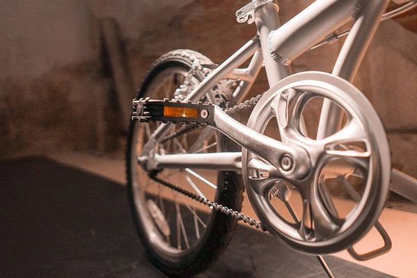 Bicicleta plegable FabricBike: la alternativa urbana a Brompton que cuesta poco más de 300 euros