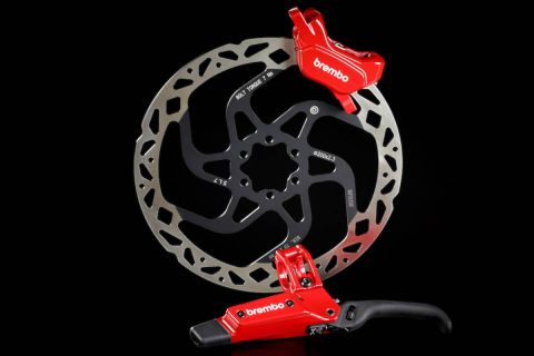 Brembo entra de lleno en el MTB con los nuevos GR-PRO, unos frenos nacidos en la Copa del Mundo de Descenso