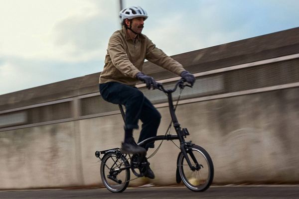 Brompton renueva la P Line: menos peso, más control urbano y hasta 12 velocidades