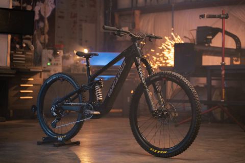 Cane Creek entra de lleno en el Enduro con una horquilla invertida de 180 mm de recorrido