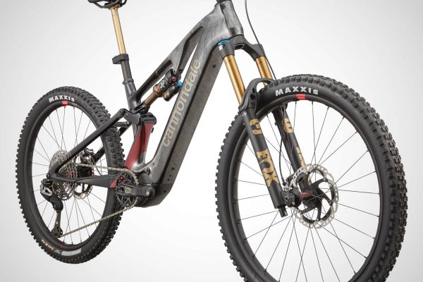 Cannondale sube el listón de las e-MTB ligeras con una Moterra SL LAB71 que juega en otra liga