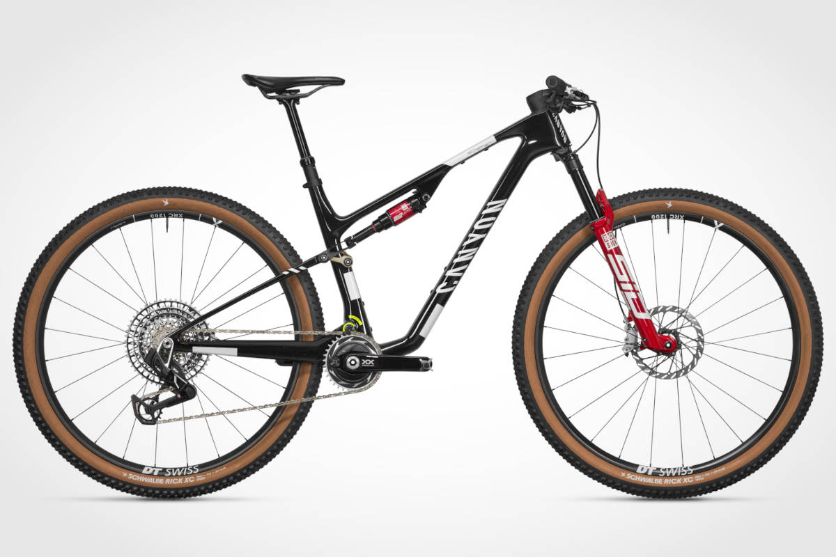 Canyon Lux World Cup CFR XX SL AXS 2027. Imagen: Canyon Bicycles