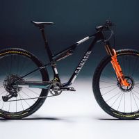 Así cambia la Canyon Lux World Cup CFR 2027: de bici ligera a máquina total para el XC moderno